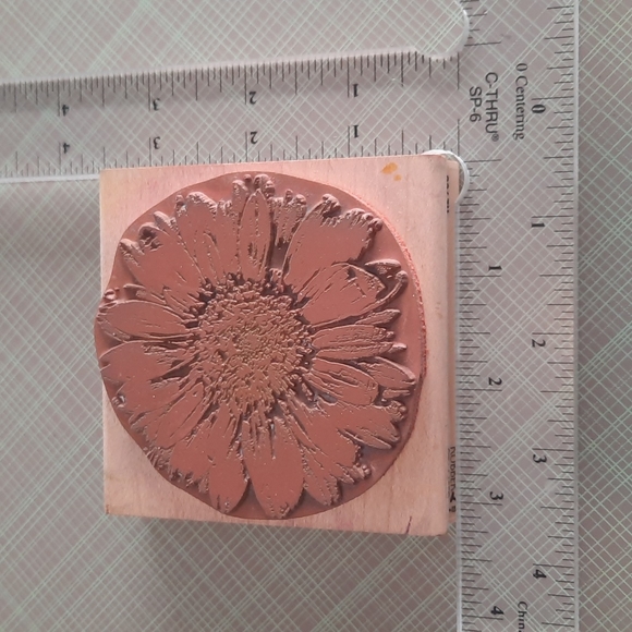 Gerber Daisy Rubber Stamp - Picture 2 of 4